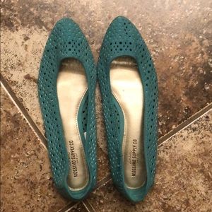 Size 8 mint shoes